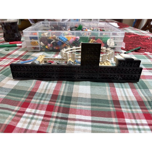 LEGO ARCHITECTURE: London (21034) - Used. IN BAG. All pieces. No Manual. No box - Picture 5 of 5